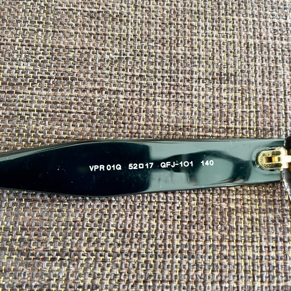 Prada Eyewear - Picture 7 of 7